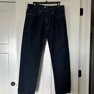 Men’s GAP denim Straight 33x30 dark blue wash excellent condition-like new